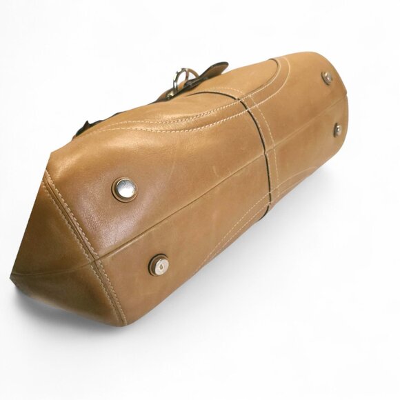 Vintage COACH Soho Flap Satchel in british tan - Picture 7 of 9